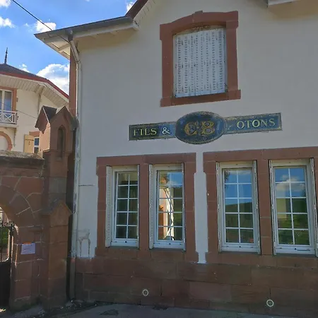 Fils Et Cotons Piscine Intérieure Chauffée à L'année Et Sauna Privé *